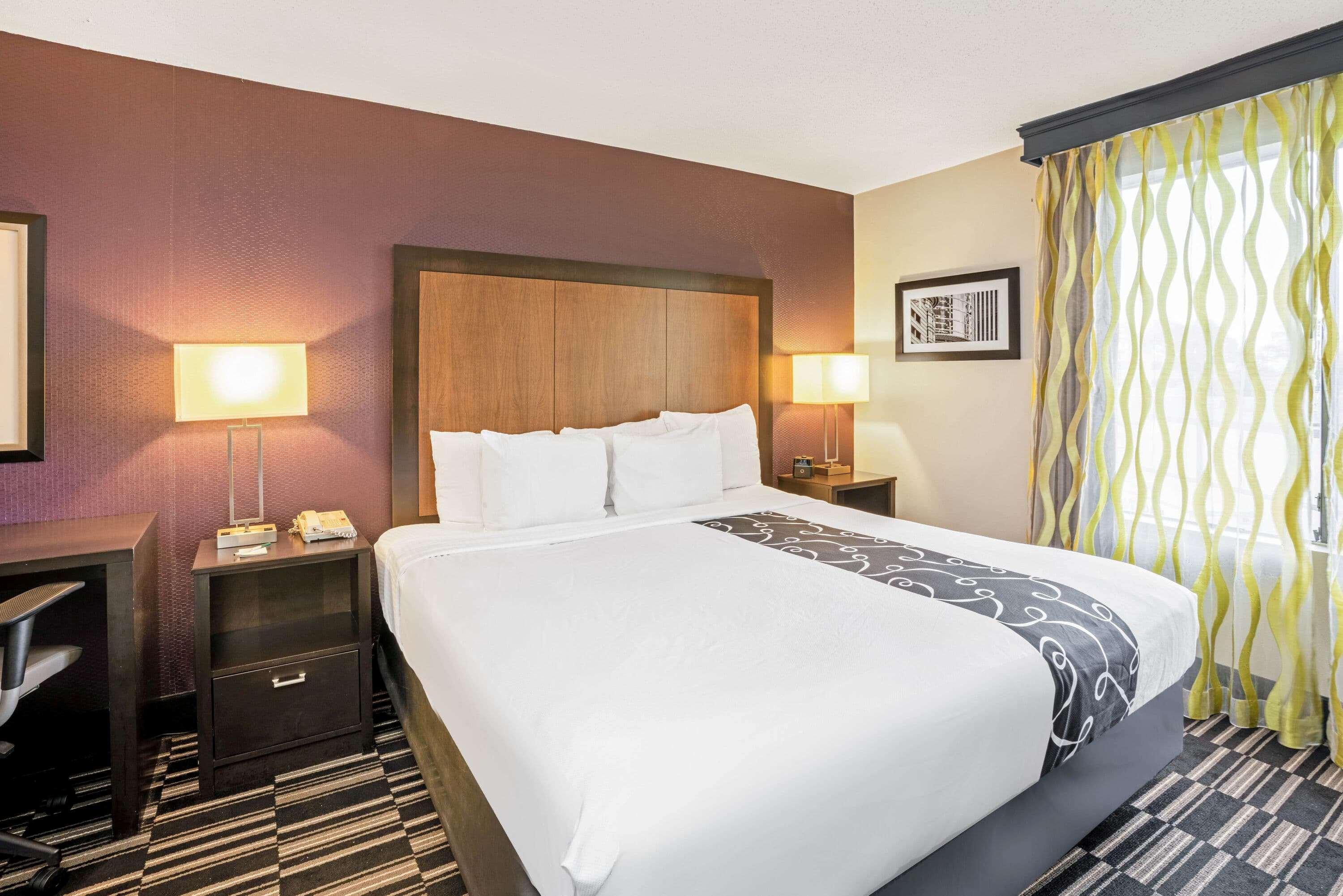 La Quinta Inn & Suites By Wyndham The Woodlands Spring Extérieur photo