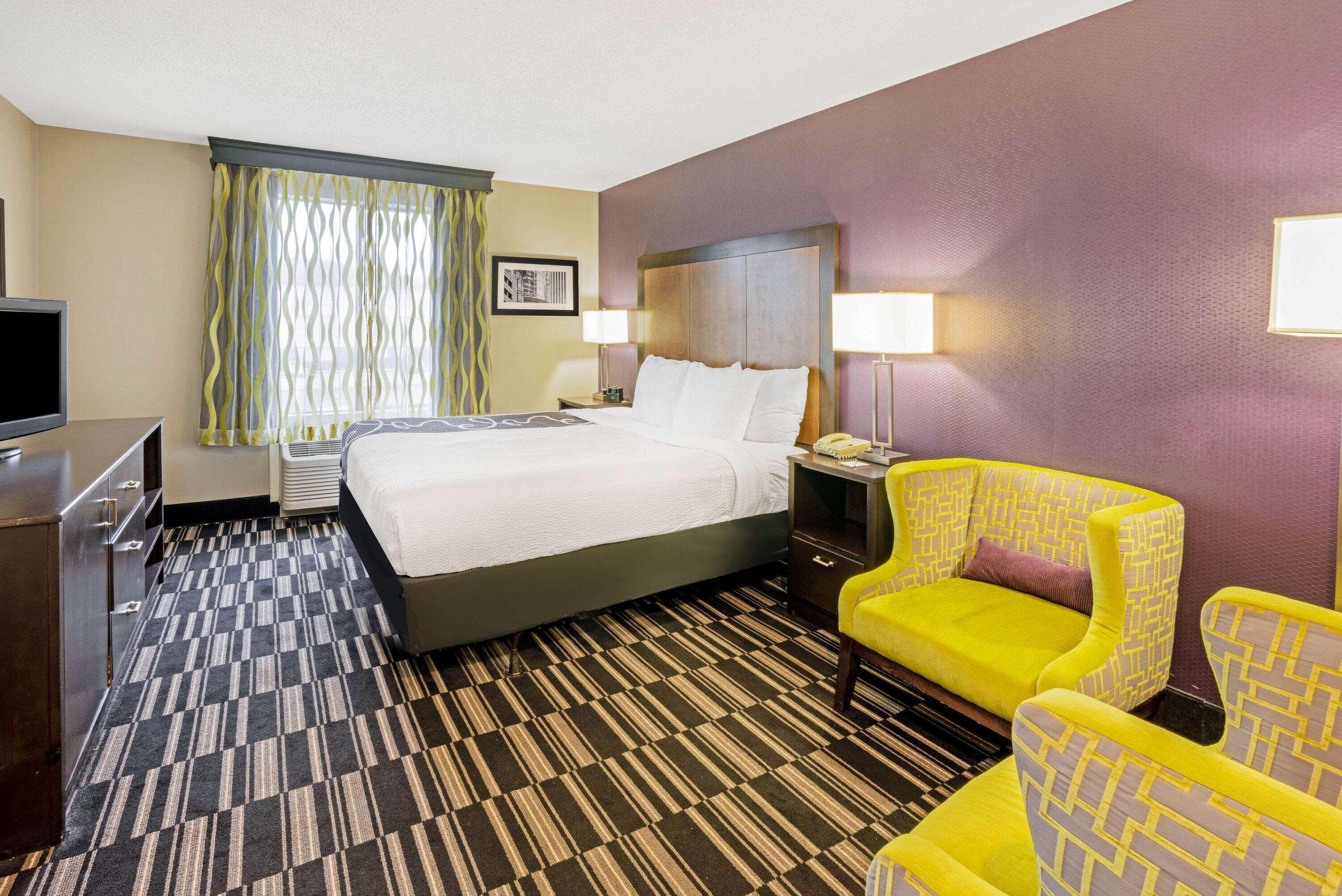 La Quinta Inn & Suites By Wyndham The Woodlands Spring Extérieur photo