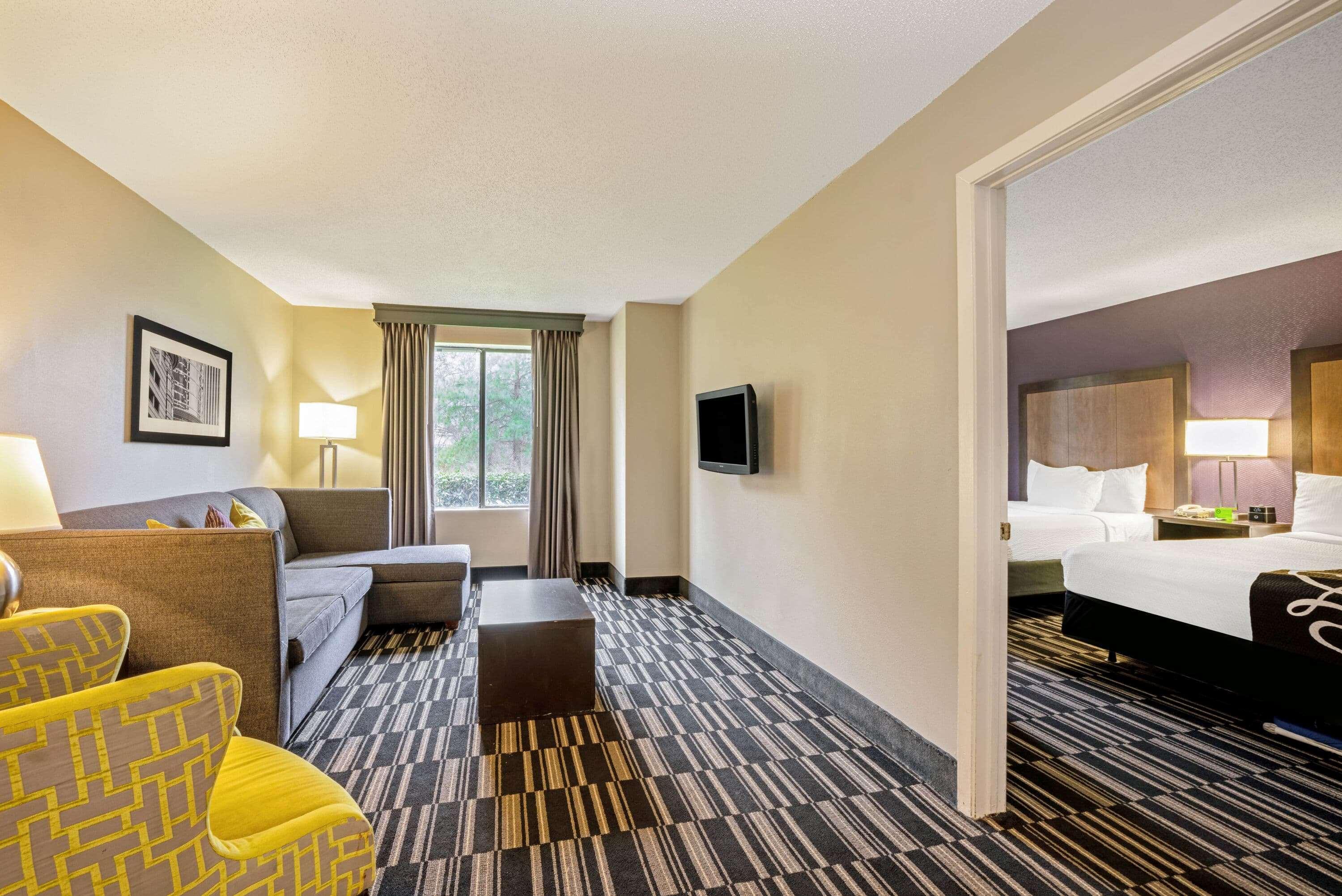La Quinta Inn & Suites By Wyndham The Woodlands Spring Extérieur photo