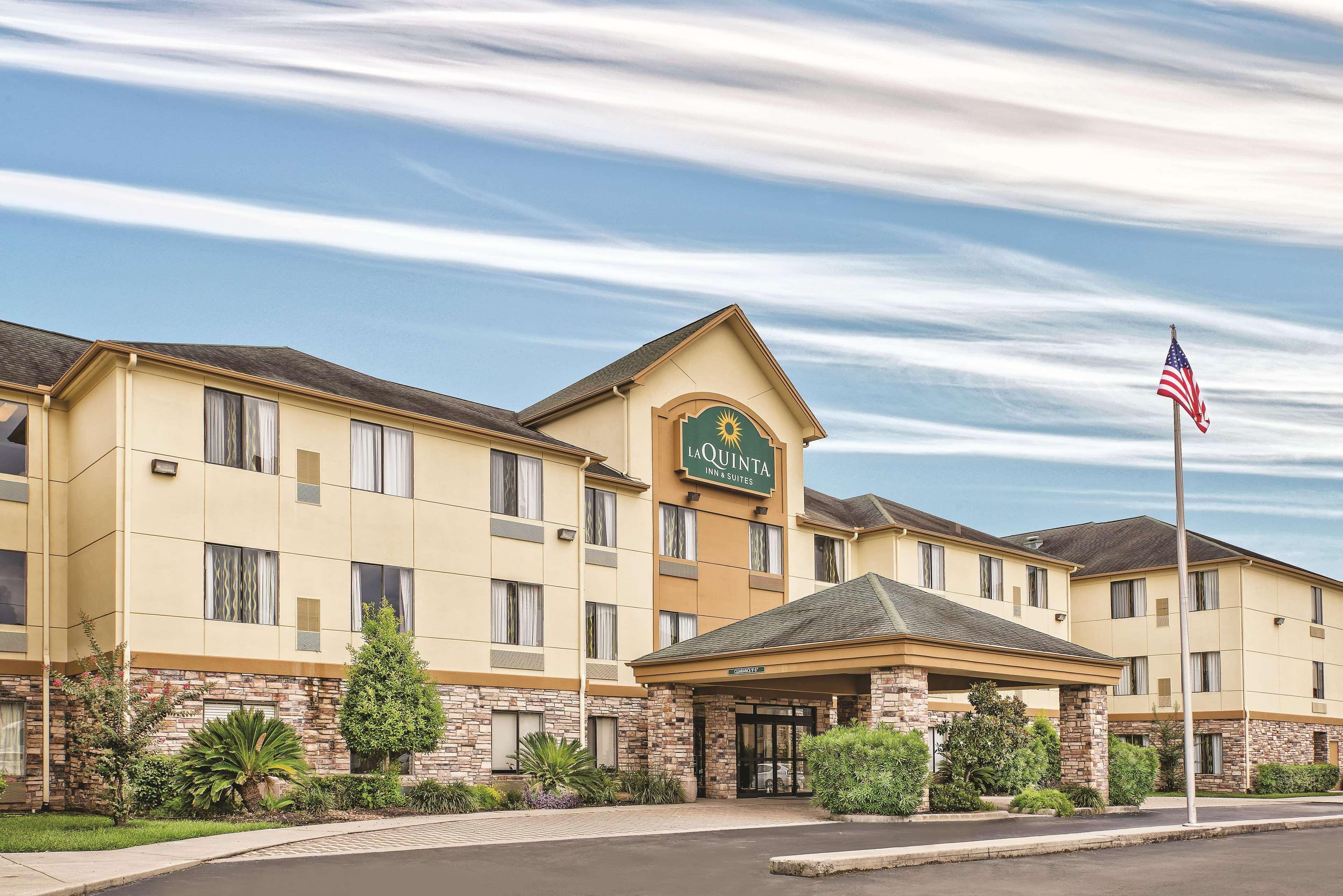 La Quinta Inn & Suites By Wyndham The Woodlands Spring Extérieur photo