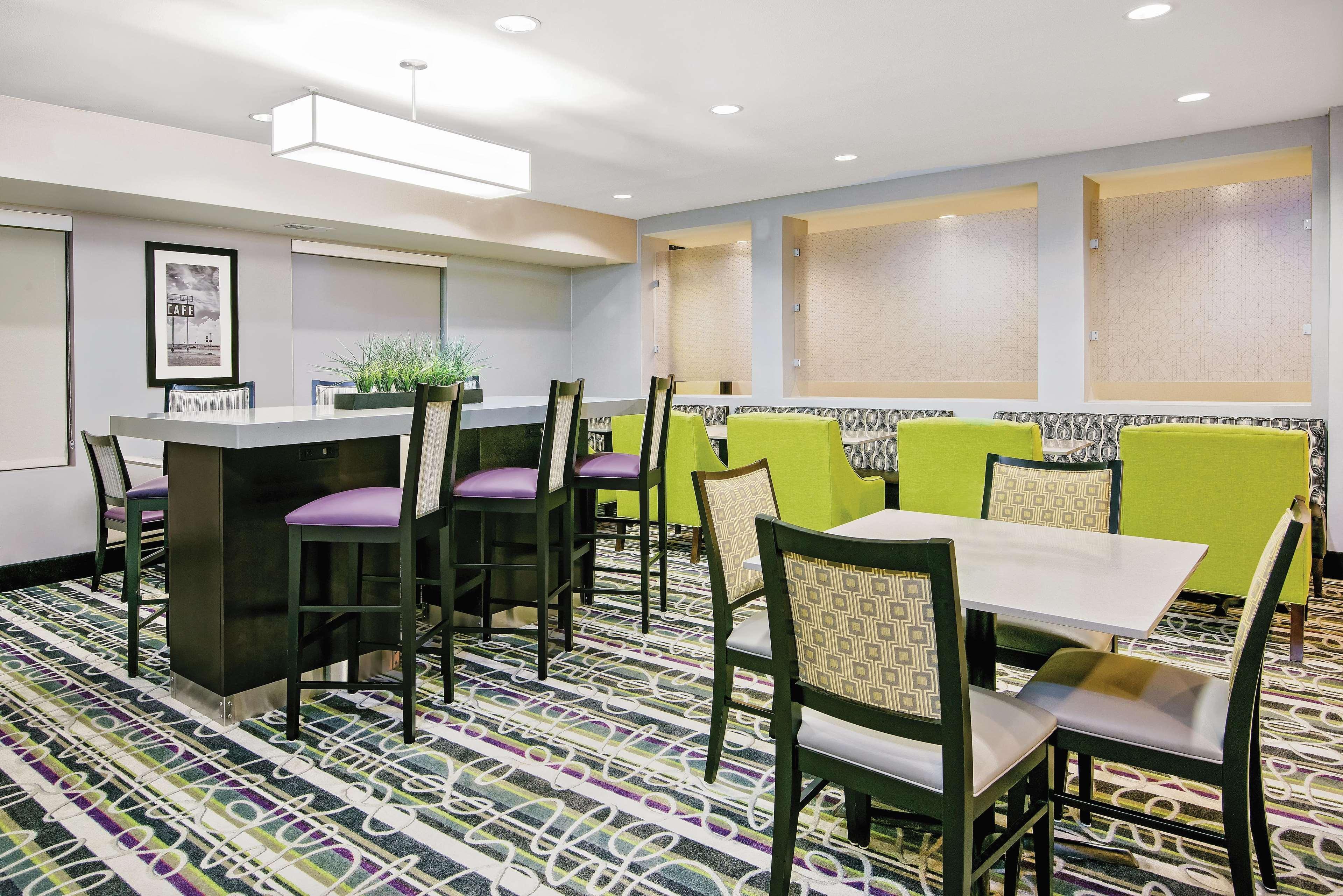 La Quinta Inn & Suites By Wyndham The Woodlands Spring Extérieur photo