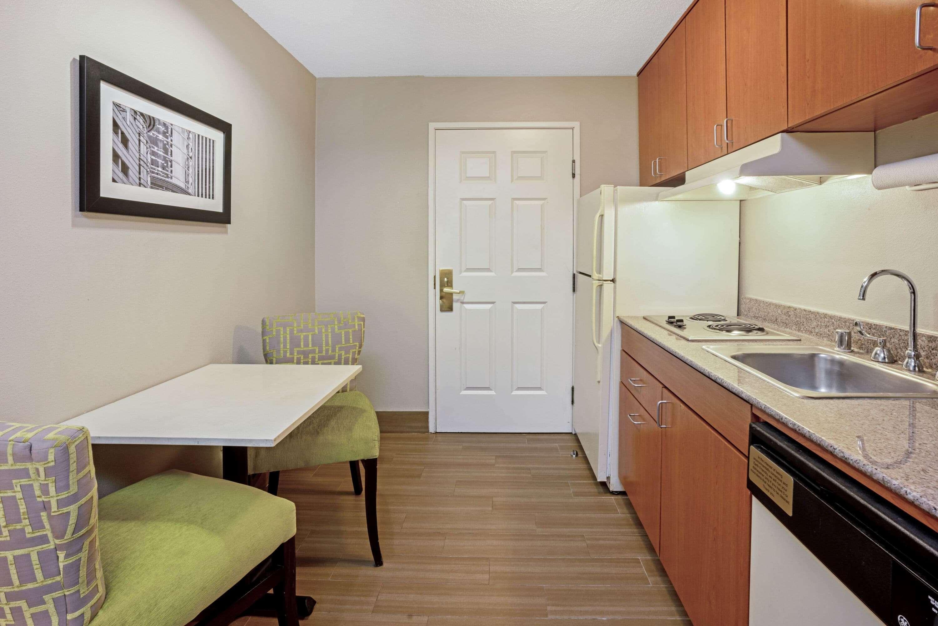 La Quinta Inn & Suites By Wyndham The Woodlands Spring Extérieur photo